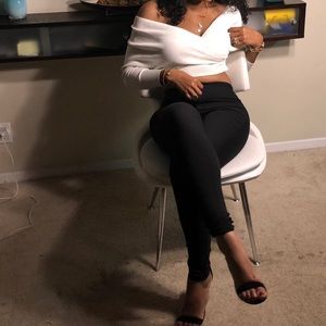 Off shoulder white croptop
